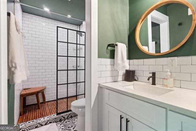 3 Gilbert Trail, Atlanta, GA 30308