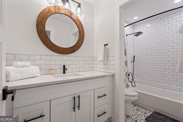 3 Gilbert Trail, Atlanta, GA 30308