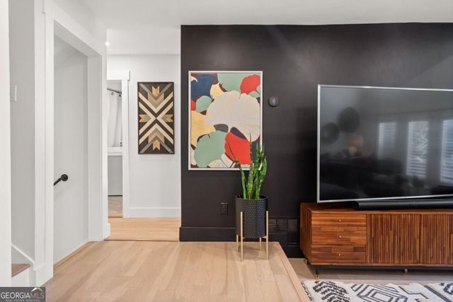 3 Gilbert Trail, Atlanta, GA 30308