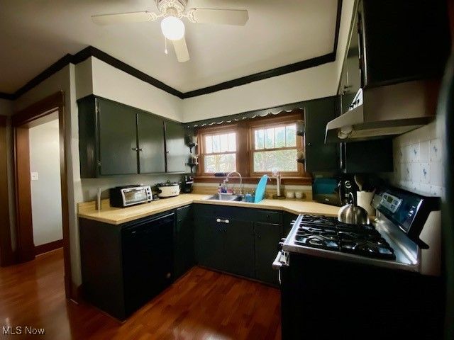 2321 N Leavitt Road NW, Warren, OH 44485