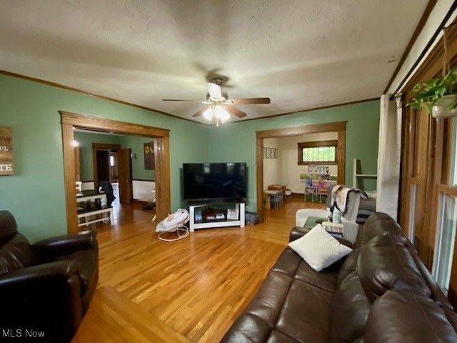 2321 N Leavitt Road NW, Warren, OH 44485