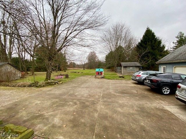 2321 N Leavitt Road NW, Warren, OH 44485