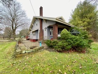 2321 N Leavitt Road NW, Warren, OH 44485