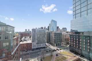 100 Lovejoy Wharf PH 2C, Boston, MA 02114