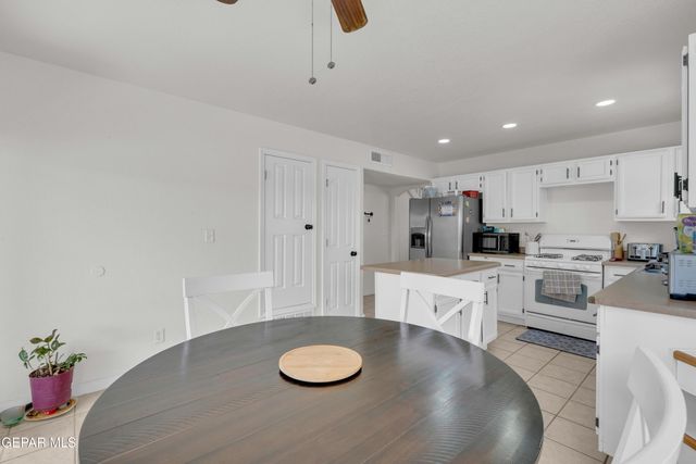 14012 Lago Azul Street, Horizon City, TX 79928