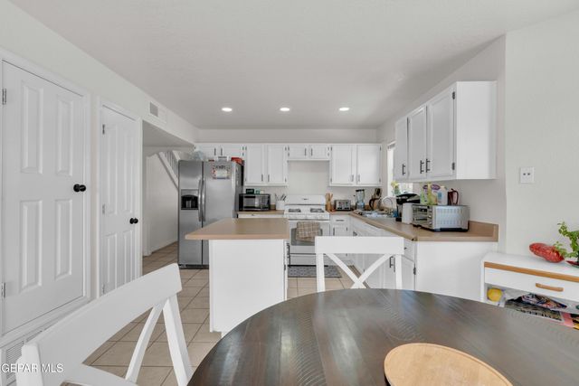 14012 Lago Azul Street, Horizon City, TX 79928