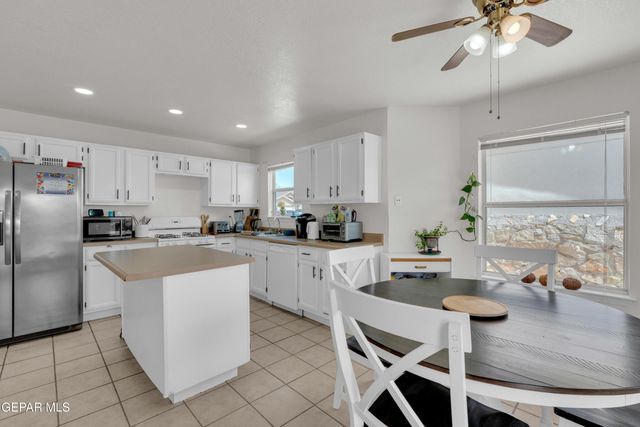 14012 Lago Azul Street, Horizon City, TX 79928