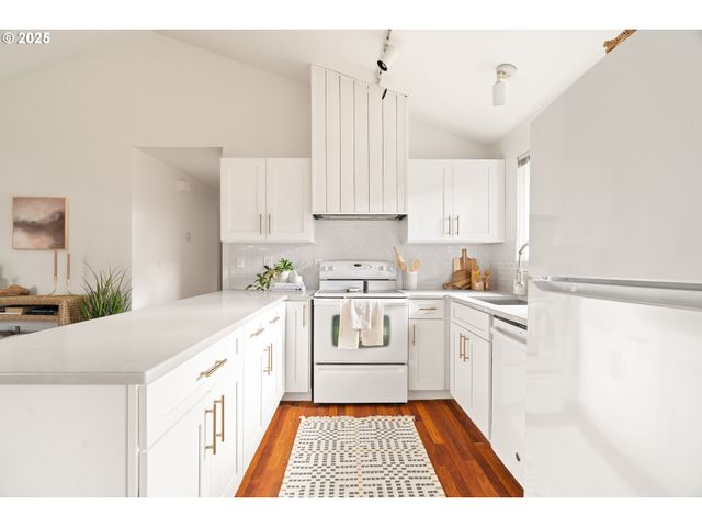 8422 Se 65TH Ave, Portland, OR 97206