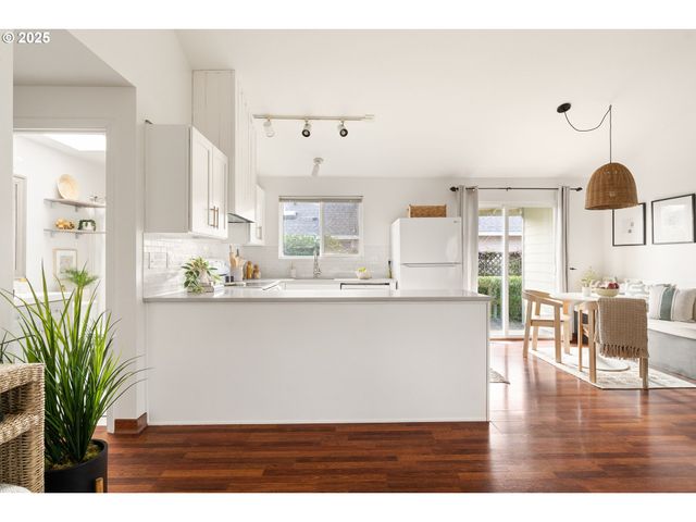 8422 Se 65TH Ave, Portland, OR 97206