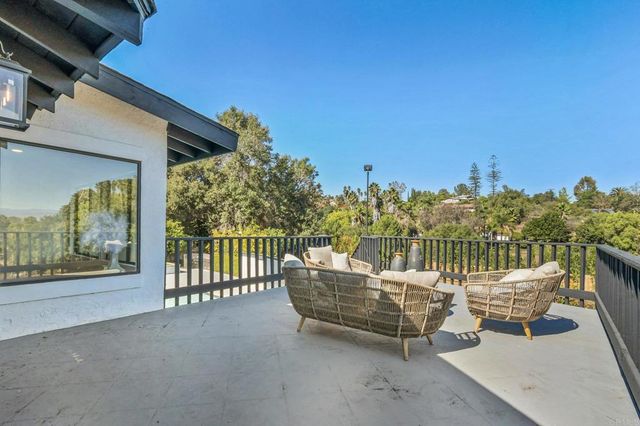 1051 Via Rancho Parkway, Escondido, CA 92029