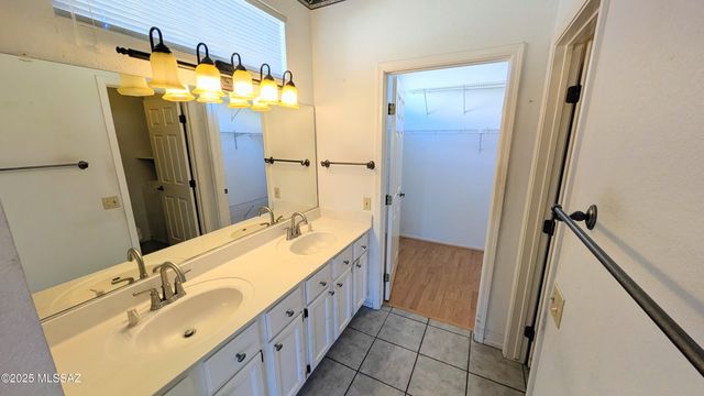 14701 N Alamo Canyon Drive, Oro Valley, AZ 85755