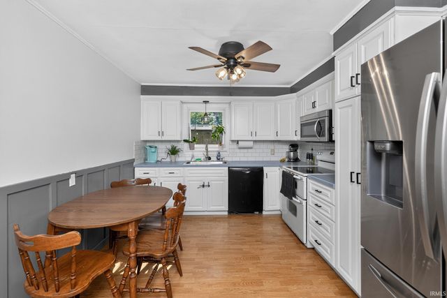 58677 Palace Lane, Elkhart, IN 46516