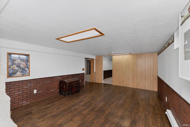 58677 Palace Lane, Elkhart, IN 46516