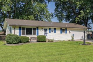 58677 Palace Lane, Elkhart, IN 46516