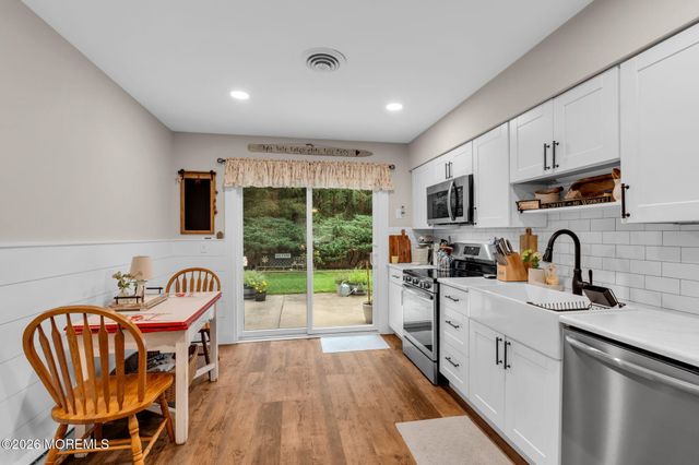 35 Arizona Avenue, Whiting, NJ 08759