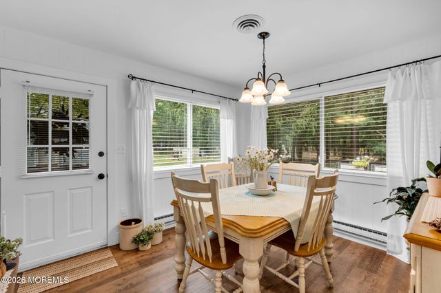 35 Arizona Avenue, Whiting, NJ 08759