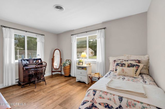 35 Arizona Avenue, Whiting, NJ 08759