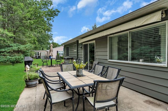 35 Arizona Avenue, Whiting, NJ 08759
