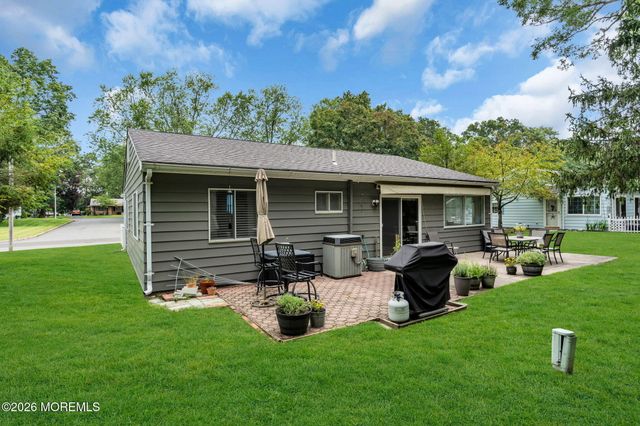 35 Arizona Avenue, Whiting, NJ 08759