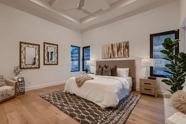 106 Bella Montagna CIR, Austin, TX 78734