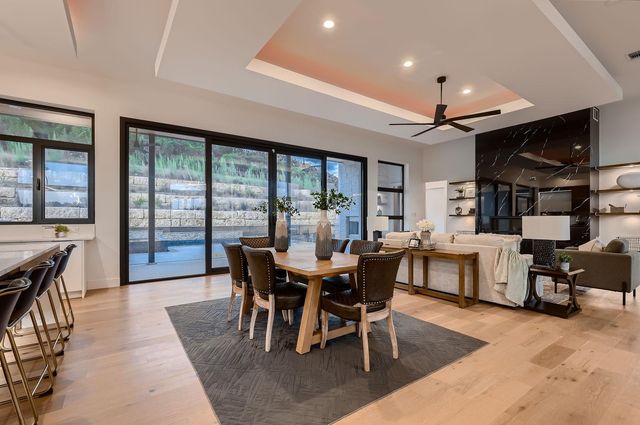 106 Bella Montagna CIR, Austin, TX 78734