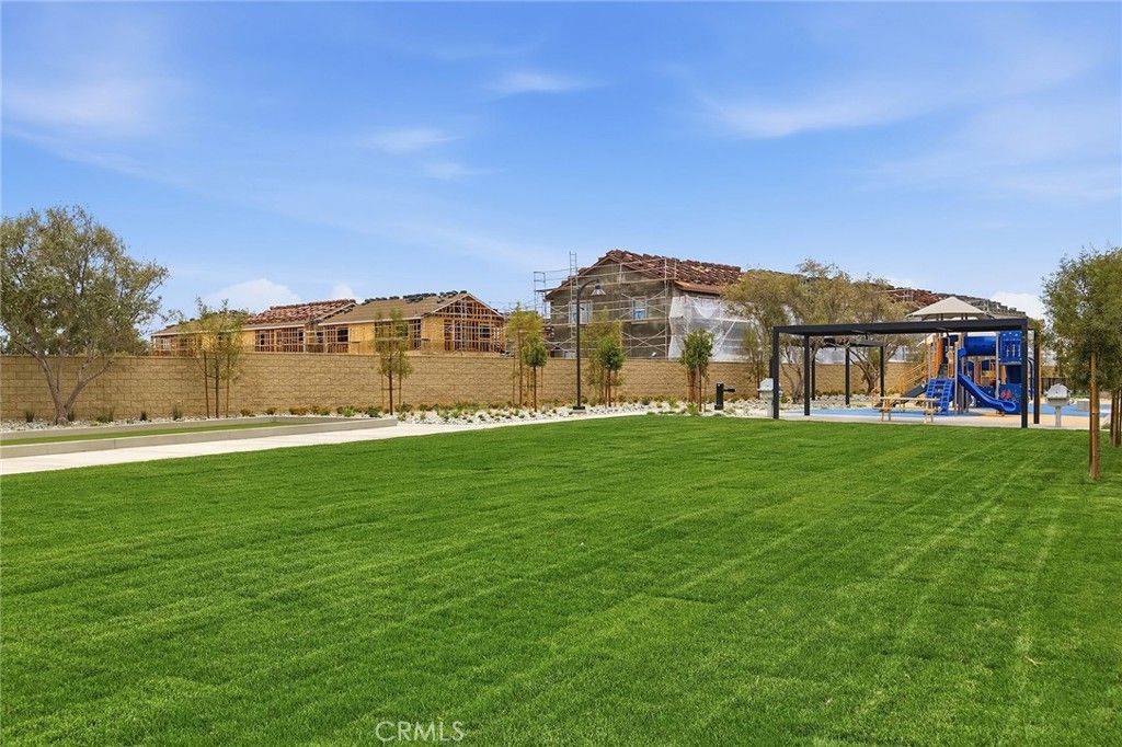 Image 4 of property listing at 33535 Mission Trail #95, Lake Elsinore, CA 92530