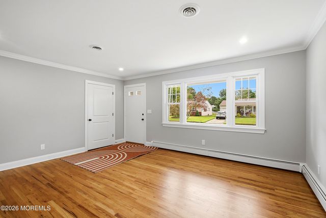 9 Hamilton Court, Toms River, NJ 08757