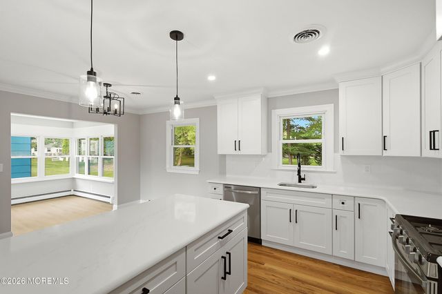 9 Hamilton Court, Toms River, NJ 08757