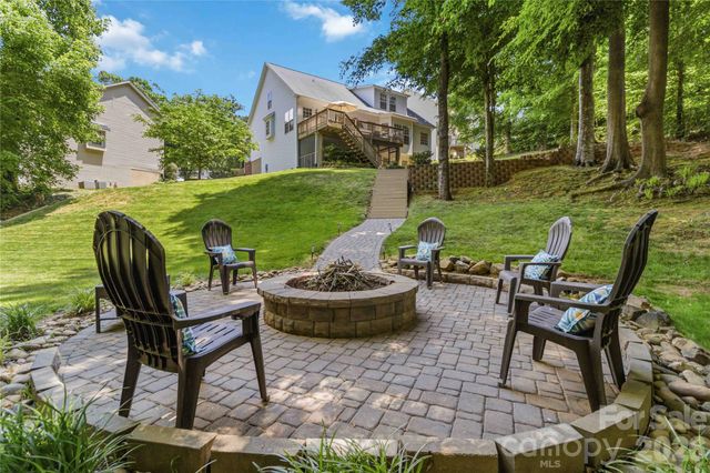329 Brixham Place, Fort Mill, SC 29708
