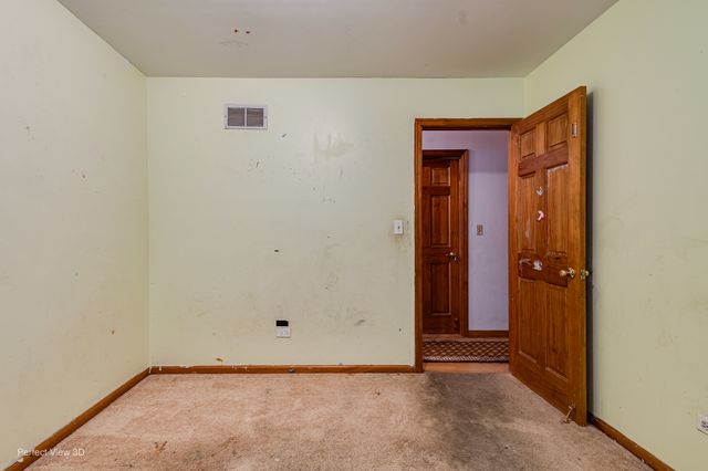 1605 S MAIN Street, Lombard, IL 60148