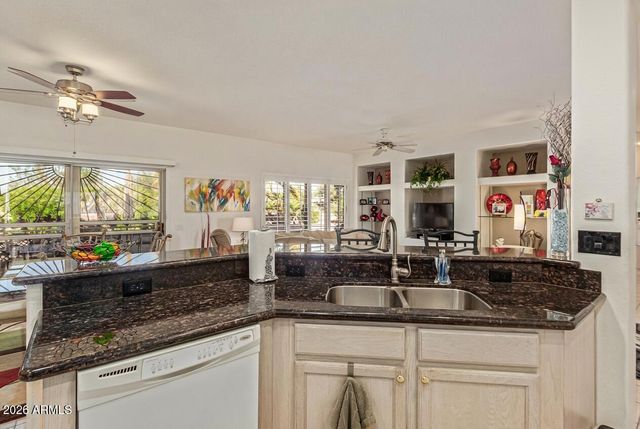 16274 W DESERT CANYON Drive, Surprise, AZ 85374