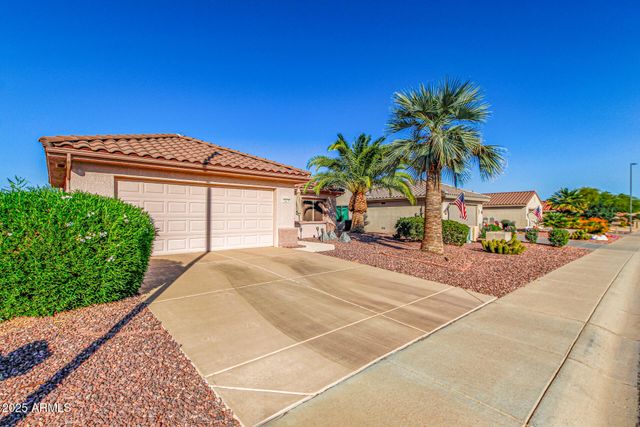 16274 W DESERT CANYON Drive, Surprise, AZ 85374