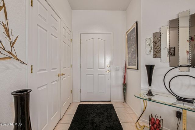 16274 W DESERT CANYON Drive, Surprise, AZ 85374
