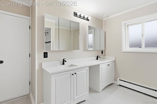 25524 Cortez Street, Harrison Charter Township, MI 48045