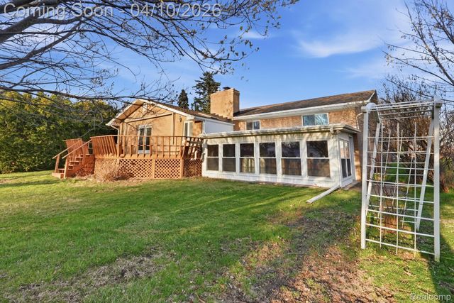 25524 Cortez Street, Harrison Charter Township, MI 48045