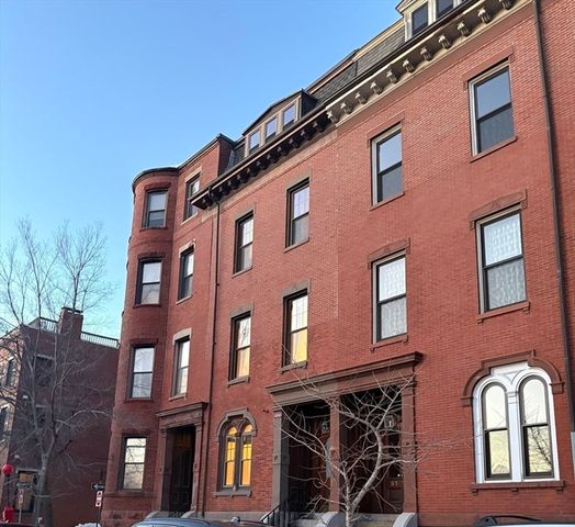 39 High St 2, Boston, MA 02129