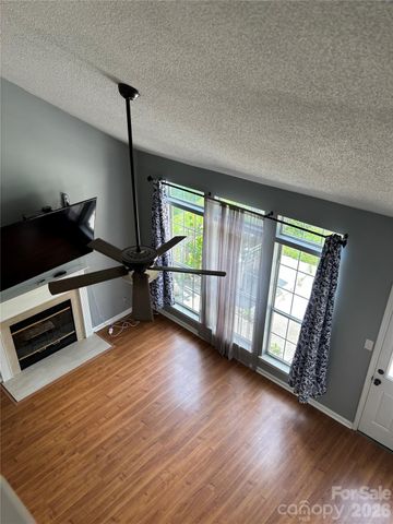 13213 Lampmeade Lane, Charlotte, NC 28273