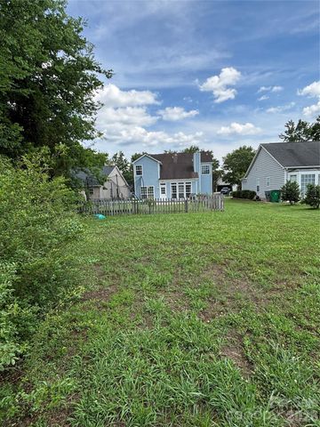 13213 Lampmeade Lane, Charlotte, NC 28273