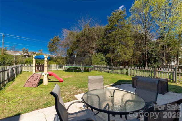 13213 Lampmeade Lane, Charlotte, NC 28273