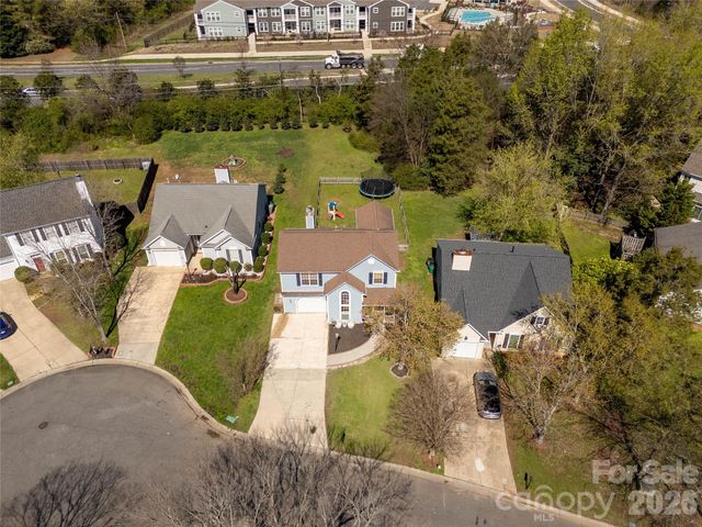 13213 Lampmeade Lane, Charlotte, NC 28273