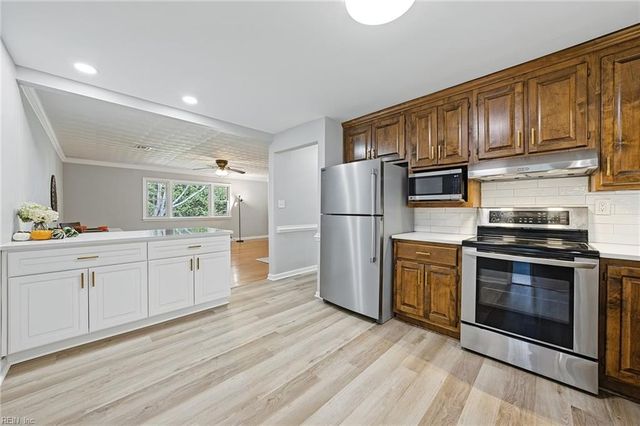 145 Hurdle DR, Chesapeake, VA 23322