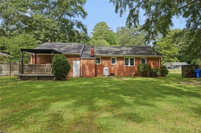 145 Hurdle DR, Chesapeake, VA 23322