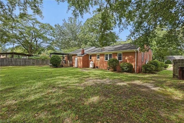 145 Hurdle DR, Chesapeake, VA 23322