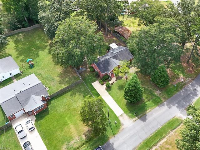 145 Hurdle DR, Chesapeake, VA 23322