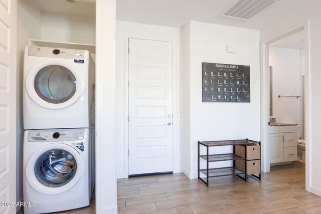 2561 N CASA GRANDE Avenue, Casa Grande, AZ 85122