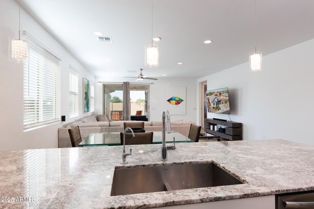 2561 N CASA GRANDE Avenue, Casa Grande, AZ 85122