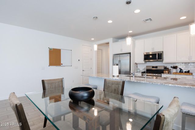 2561 N CASA GRANDE Avenue, Casa Grande, AZ 85122