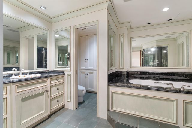5110 San Felipe 364, Houston, TX 77056