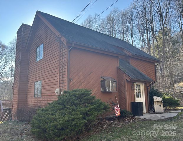25 Little Creek, Maggie Valley, NC 28751