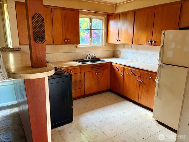 605 Morris Avenue S, Renton, WA 98057
